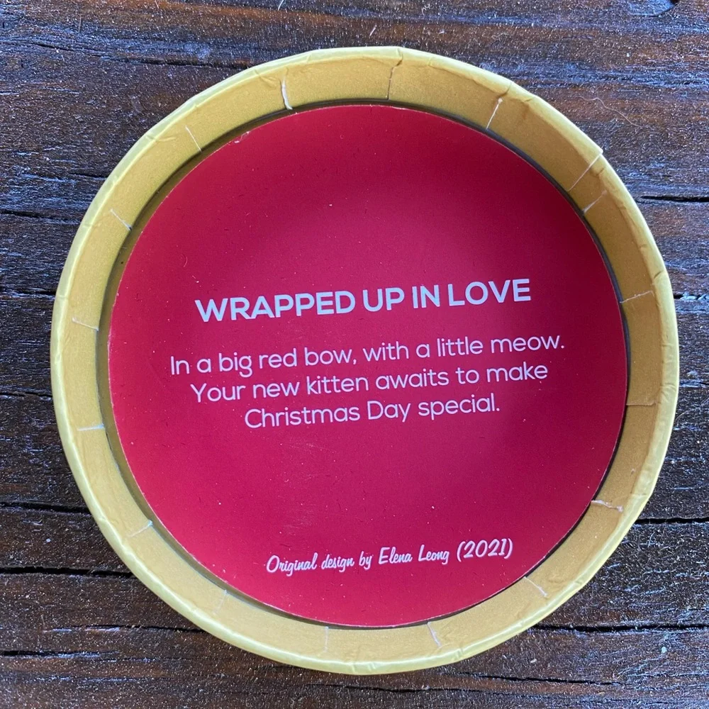 NIB ~ ERSTWILDER PET’S CHARM “WRAPPED UP IN LOVE” 💞